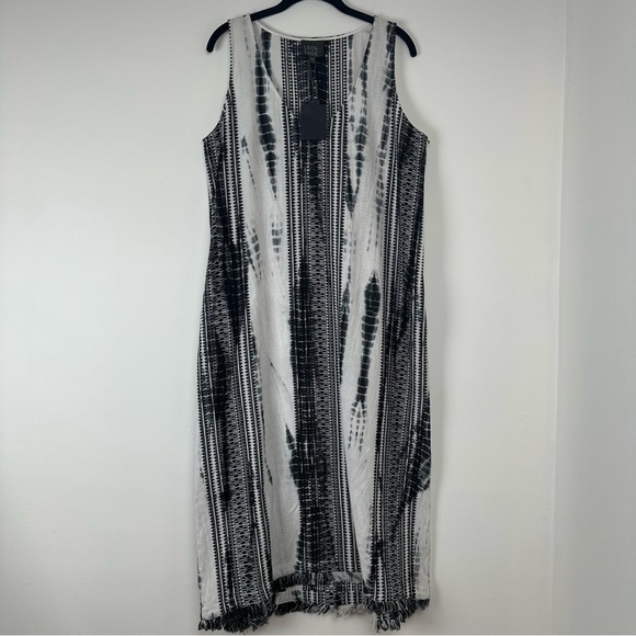 Leo & Sage Dress Size Large Resortwear Beachy Boho Vacation Embroidered Tie Dye - Picture 1 of 9